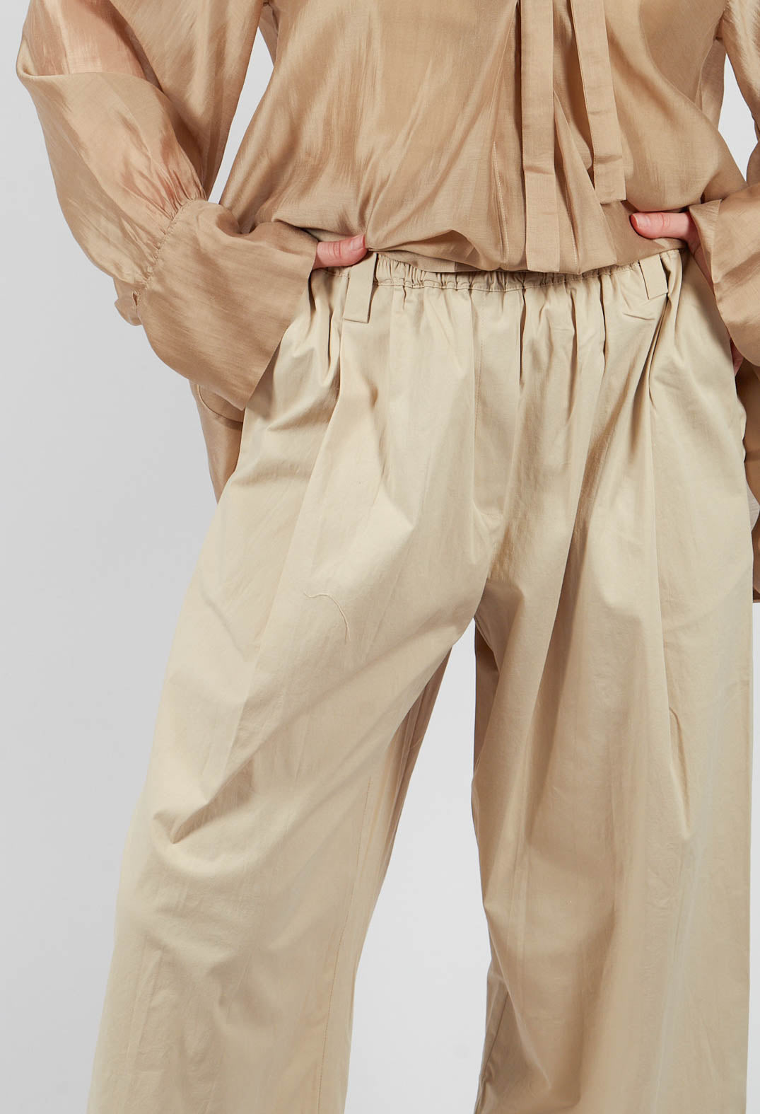 Wide Leg Trouser in Beige