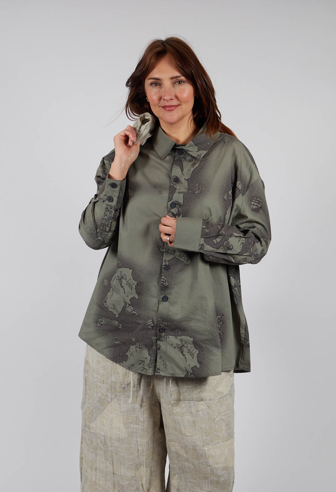 Ozoni Shirt in Pirate Map