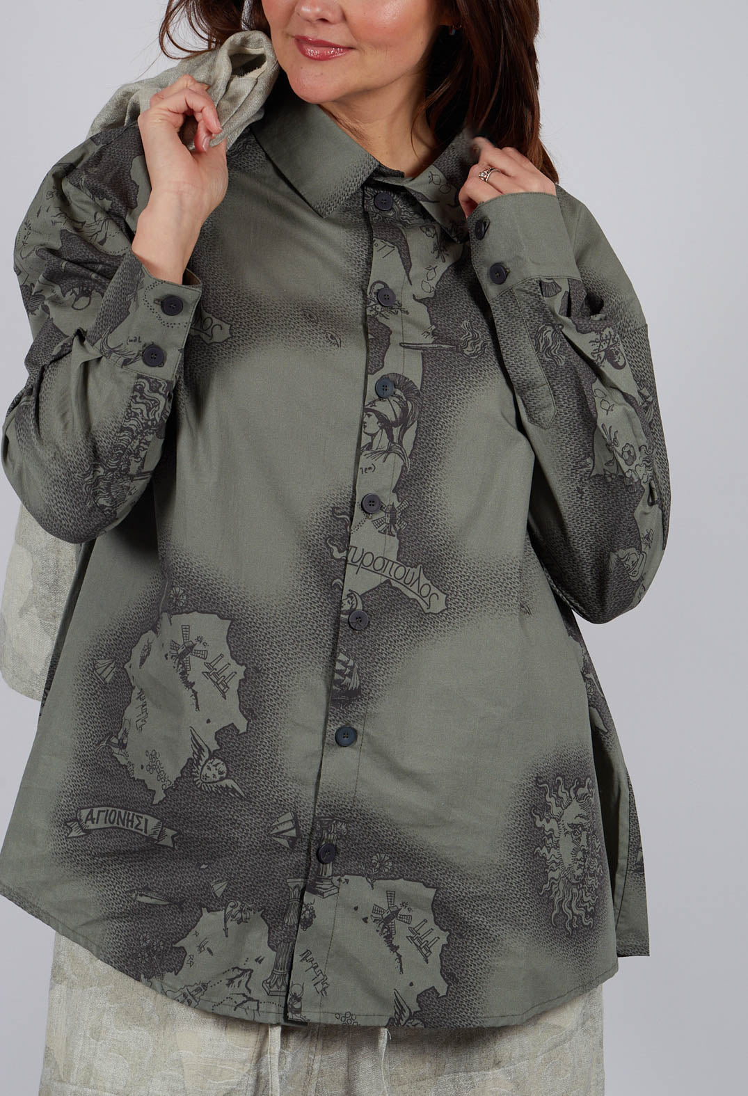 Ozoni Shirt in Pirate Map