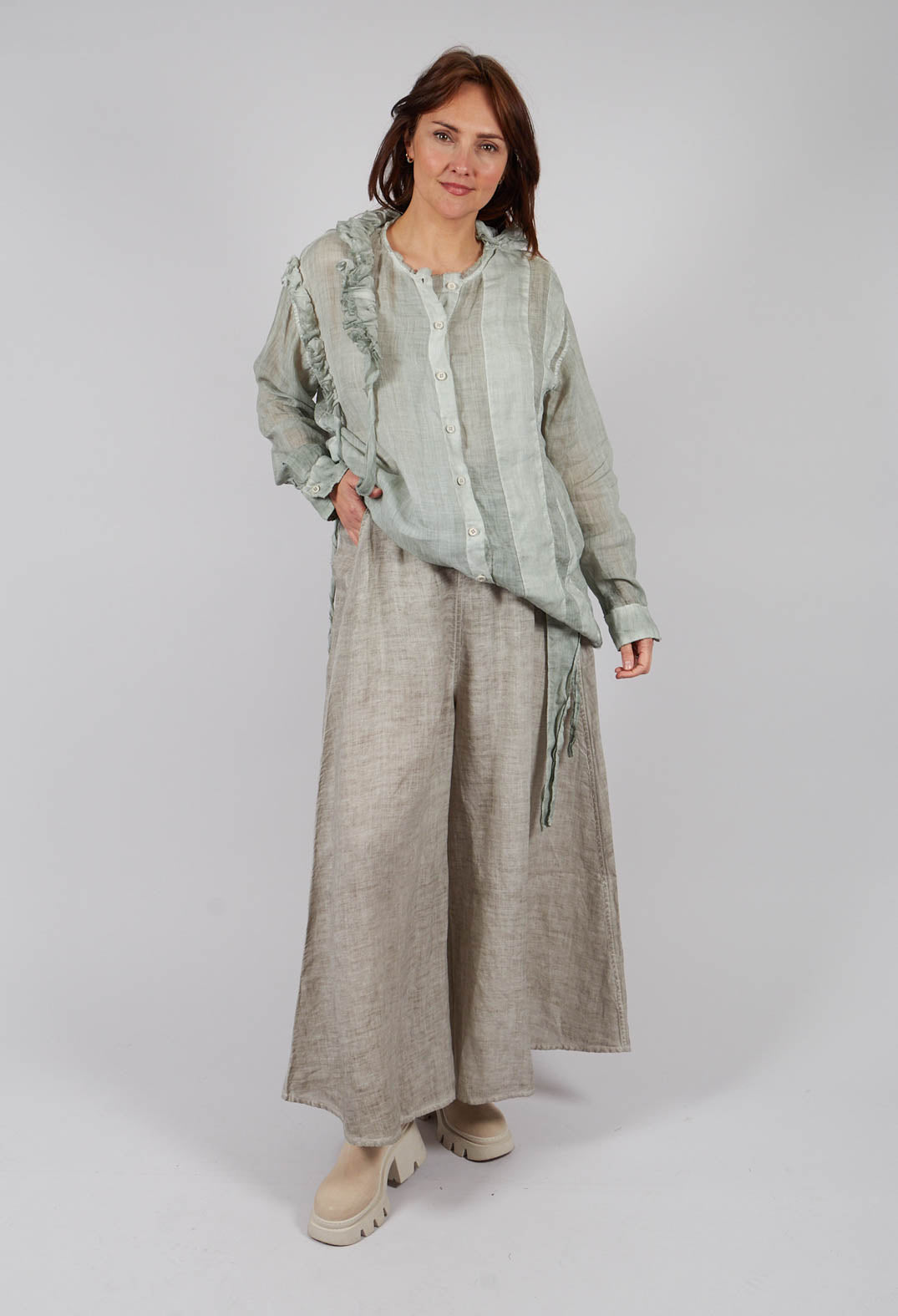 Krikelo Trousers in Sandshell