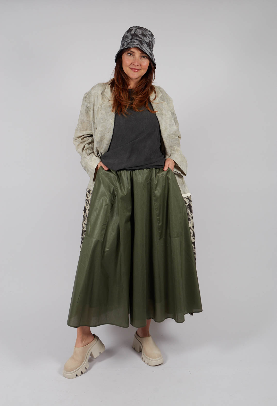 Dokos Trousers in Army Green