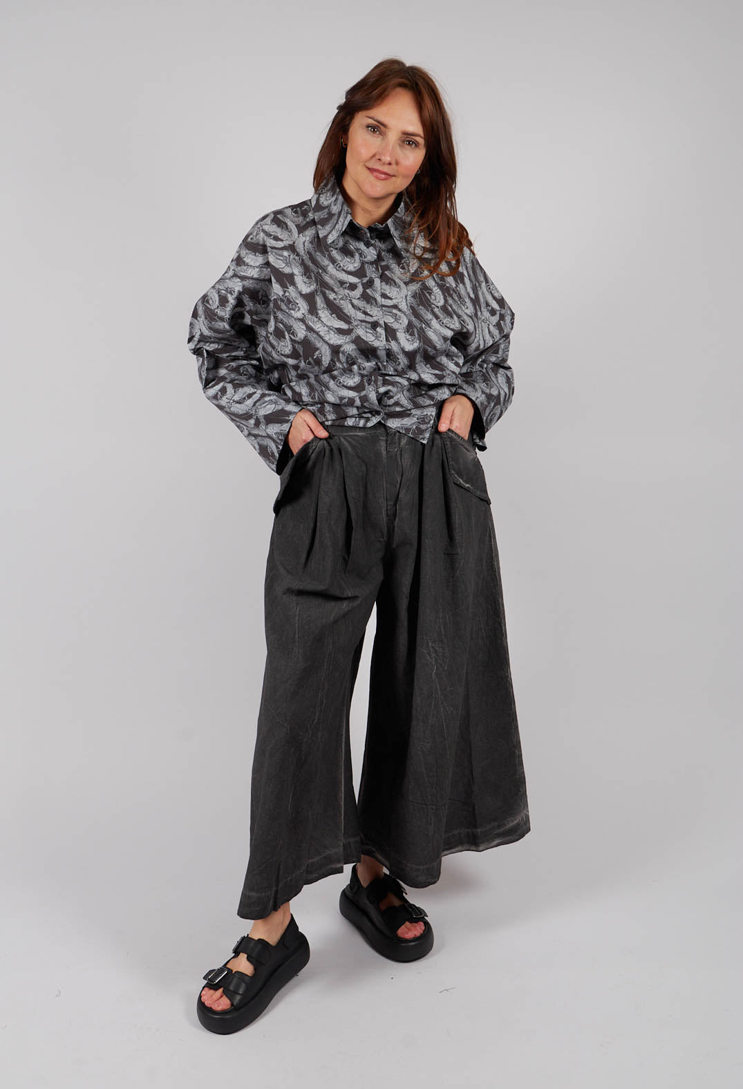 Ios Trousers in Cold Black