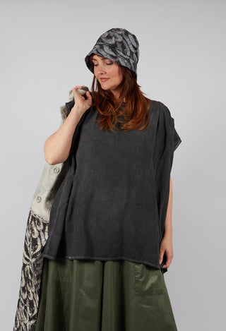 Sido Top in Cold Black