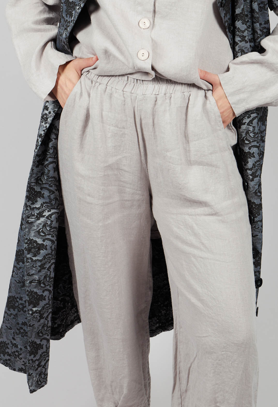 Linen Trousers in Light Grey