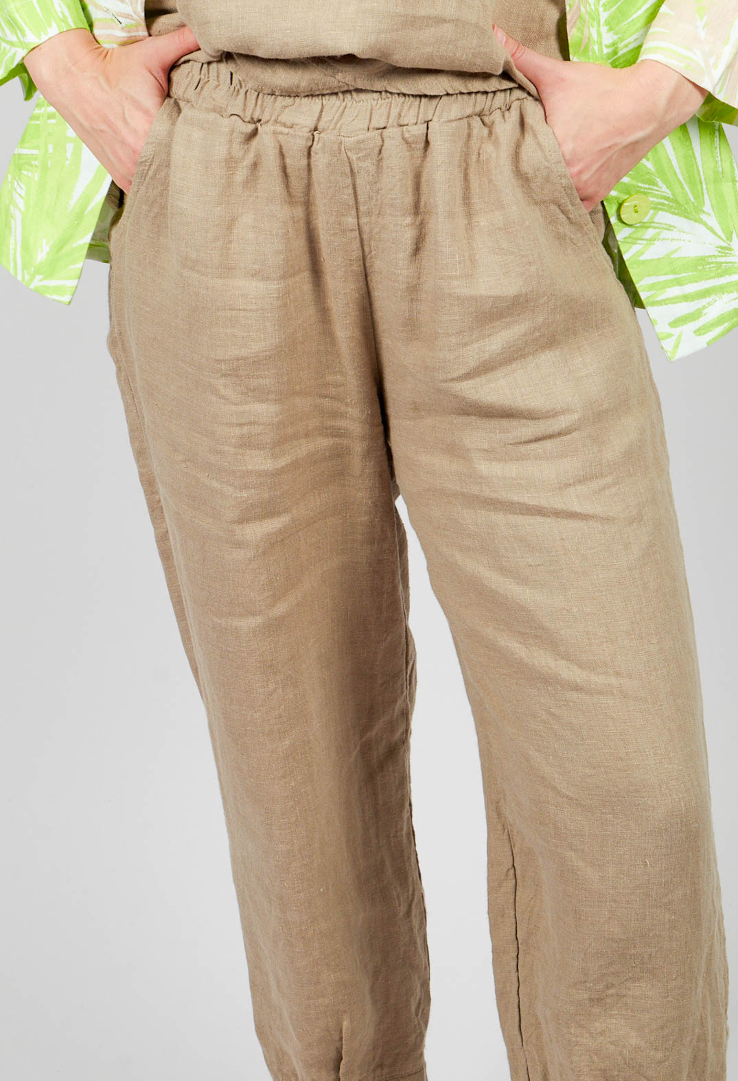 Linen Trousers in Putty