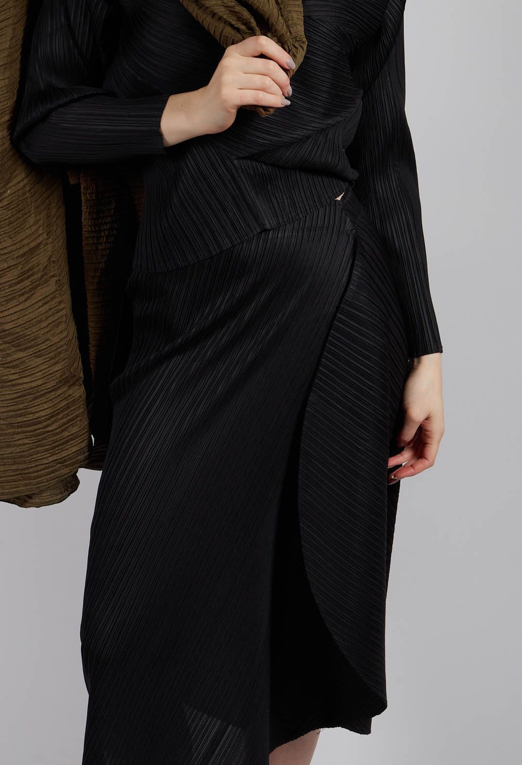 Circle Skirt in Nero
