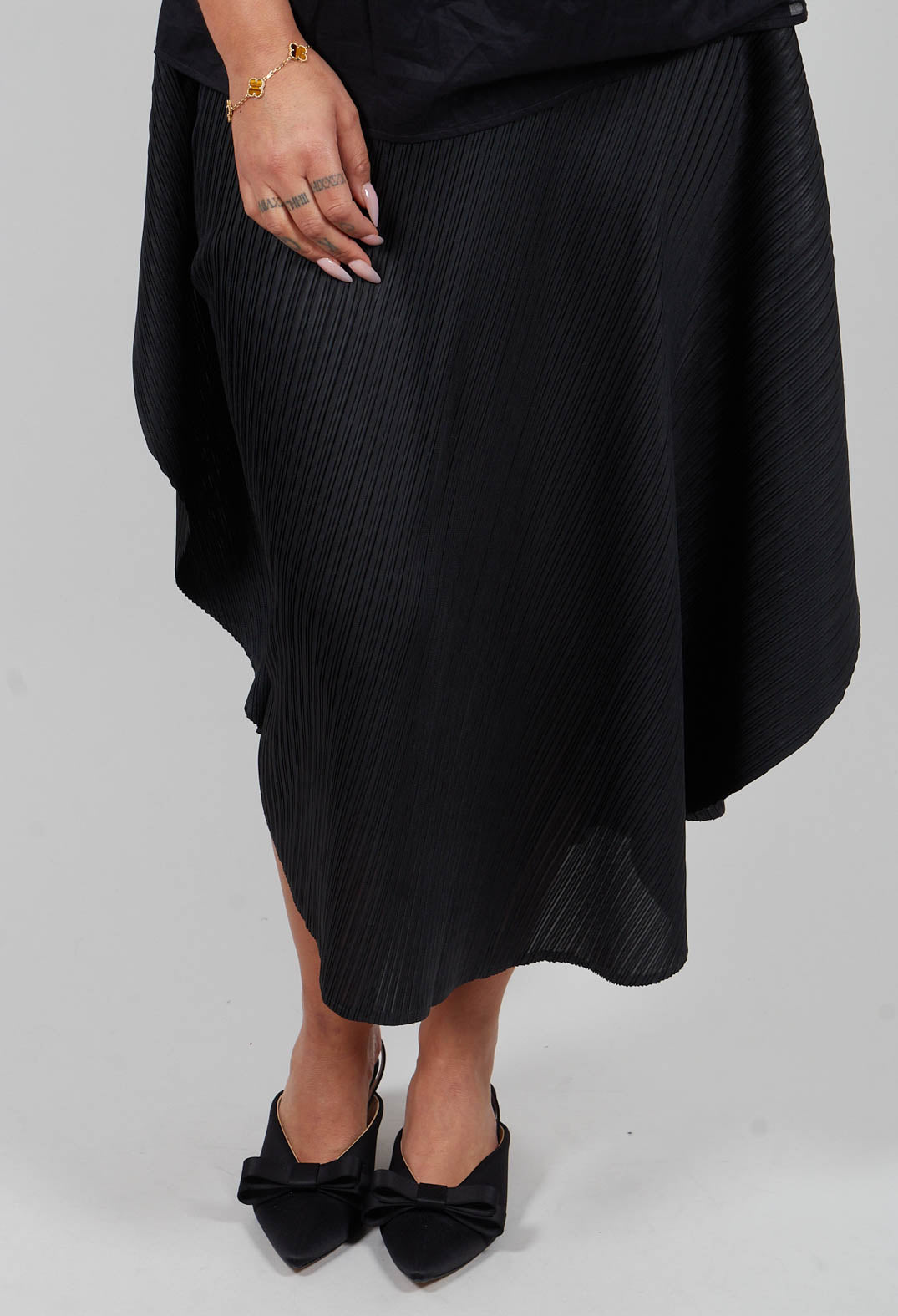 Circle Skirt in Nero