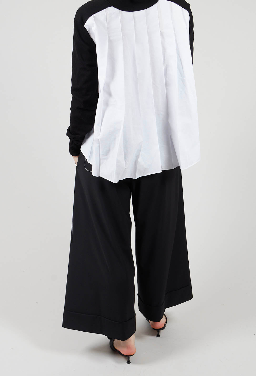Tie Waist Pants in Nero and Off White