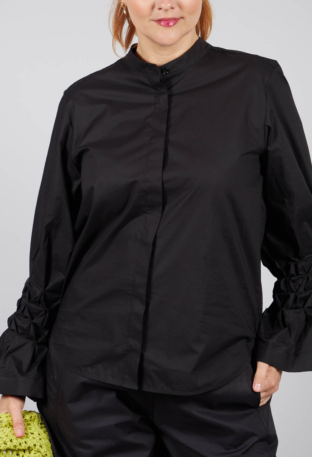 Honeycomb Cuff Shirt in Nero