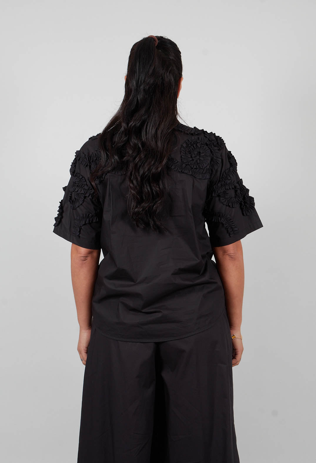 Frill Blouse in Nero