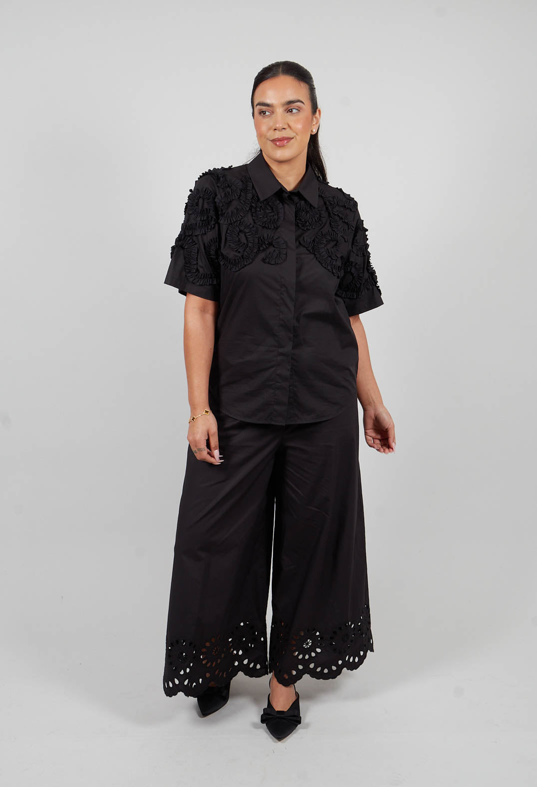 Frill Blouse in Nero