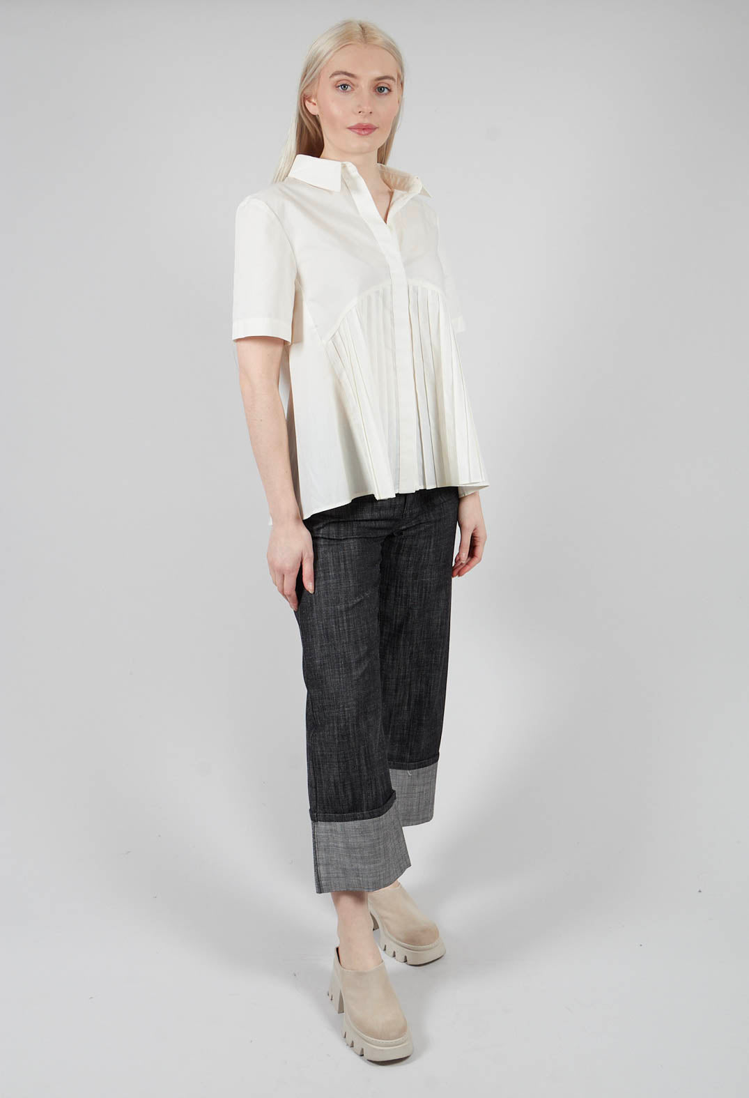 Turn Up Trouser in Nero Grafite