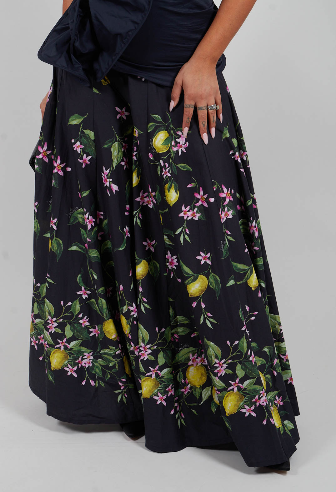 Debby Trousers in Nero Limoni
