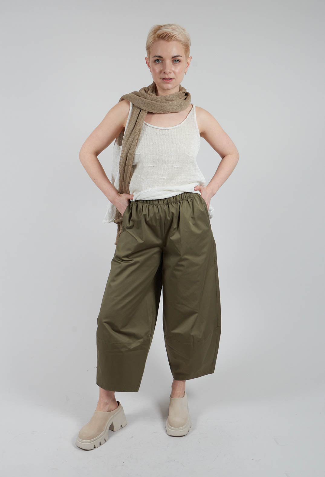 Balloon Pants in Dark Khaki