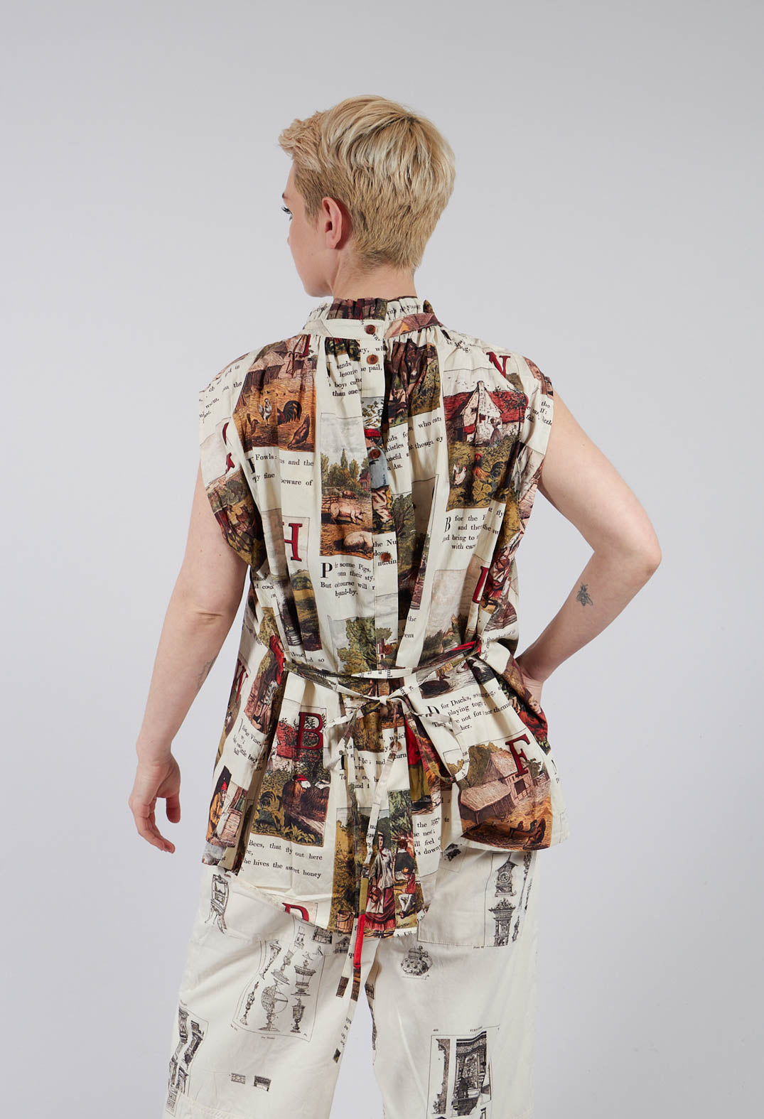 Patterned Sleeveless Top in L'Alphabeth