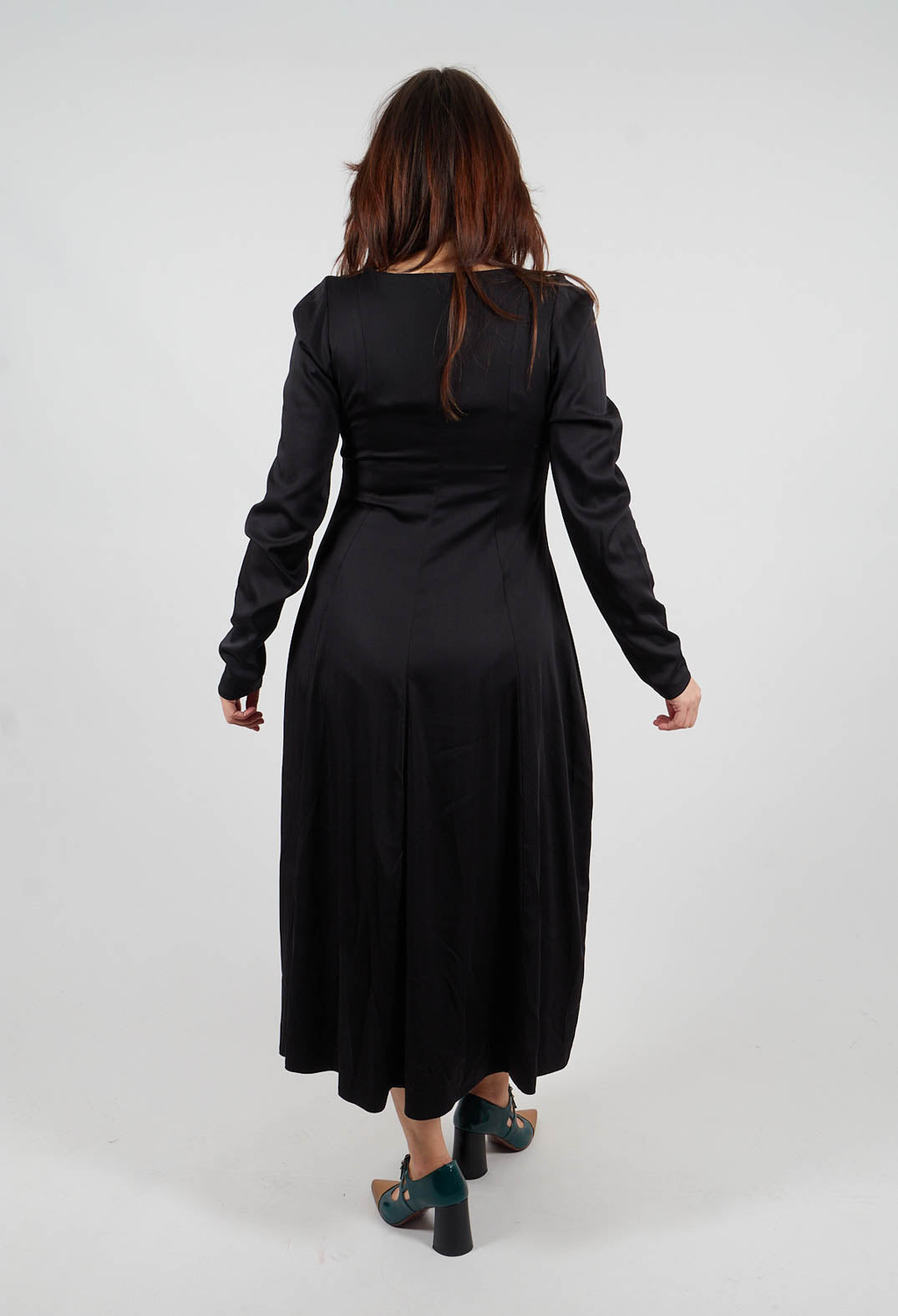 Long Sleeve Midi Dress in Black
