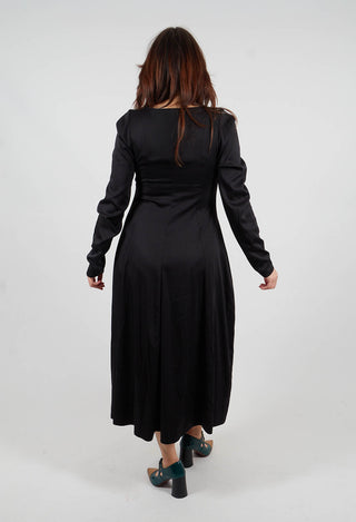 Long Sleeve Midi Dress in Black
