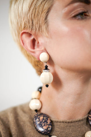 Vela Earings in Off White