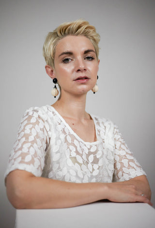 Vela Earings in Off White and Black