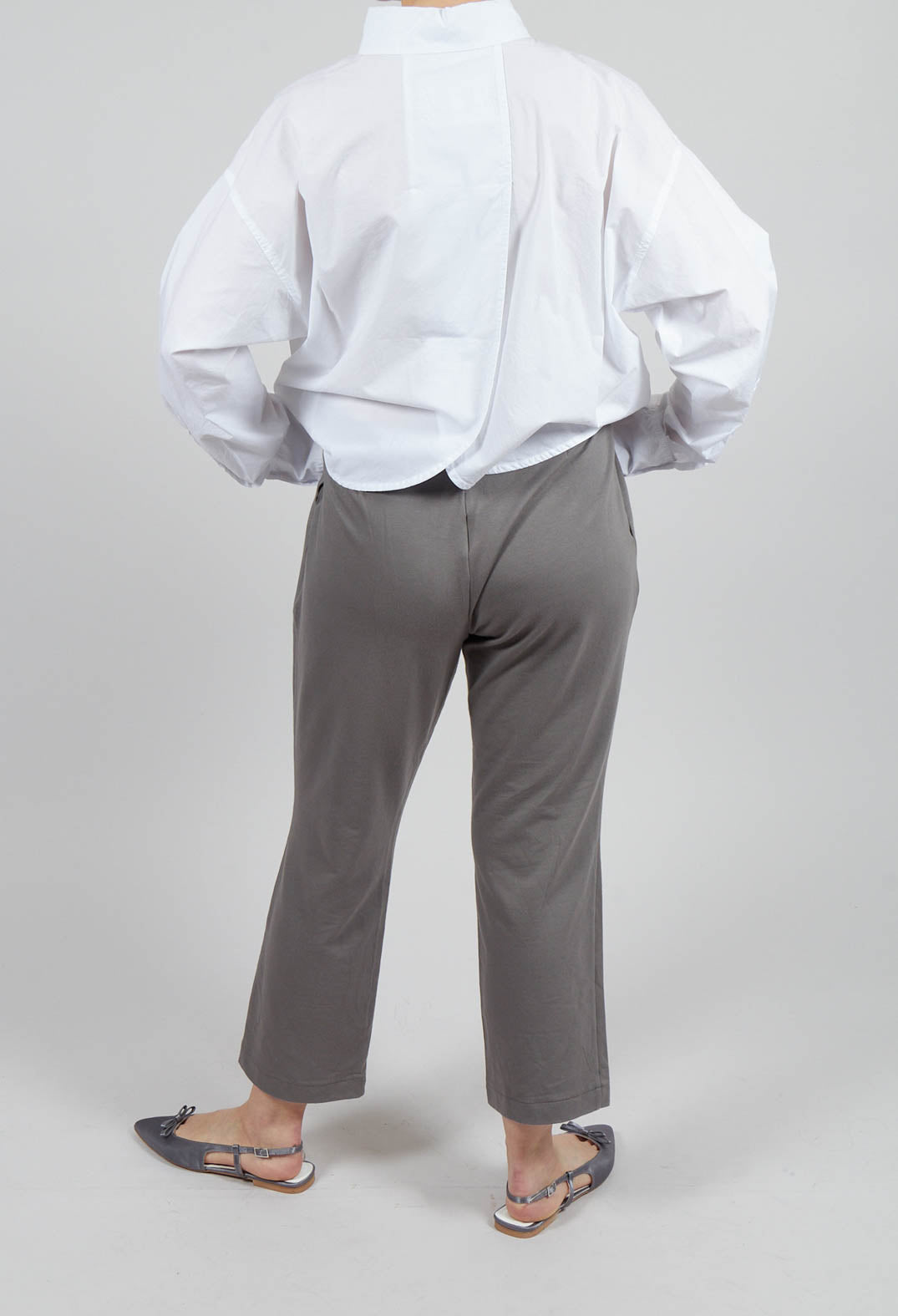 Cropped Button Detail Trousers in Grey