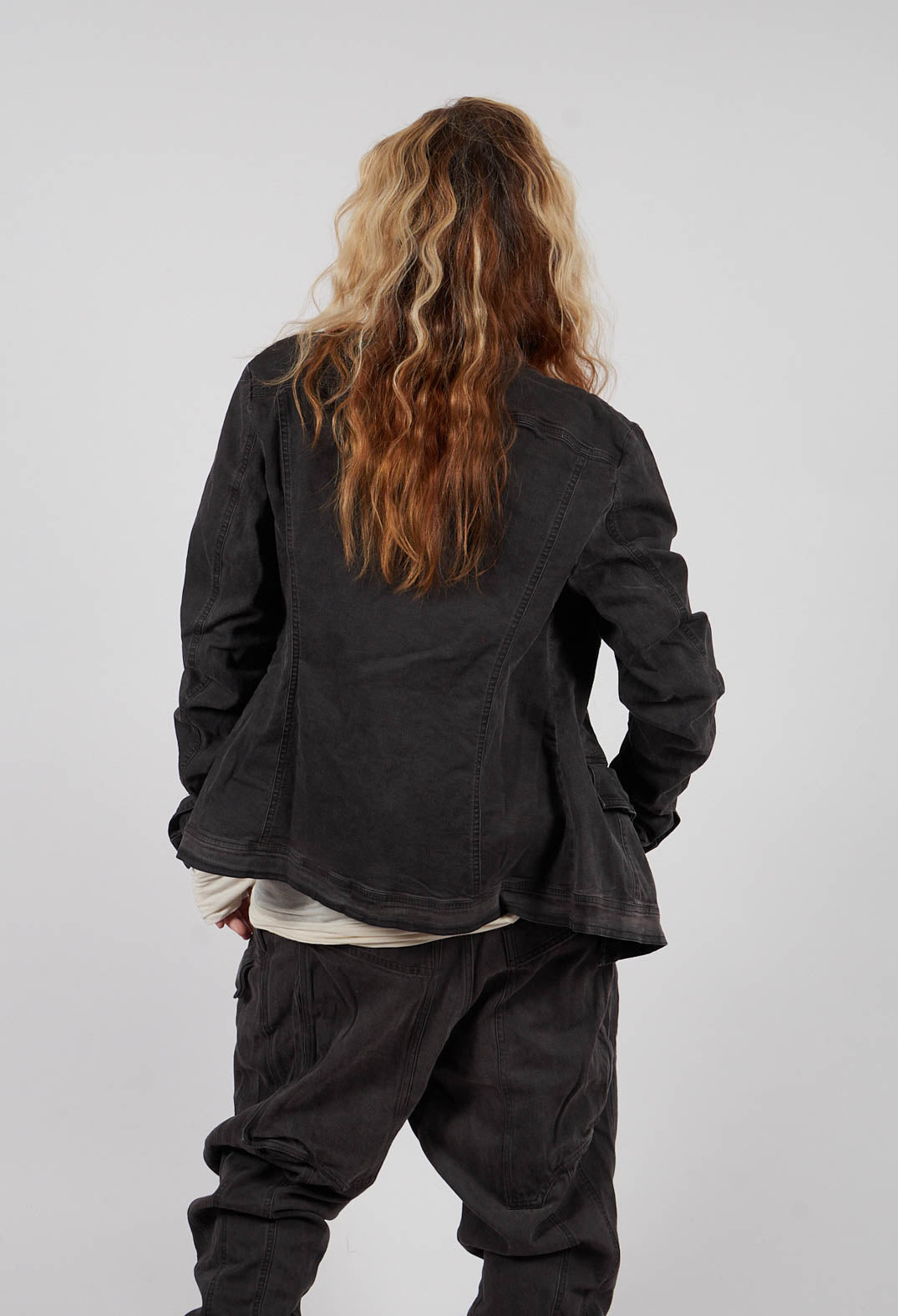 Fitted Jacket with Pockets in Turf Wash - 1031105