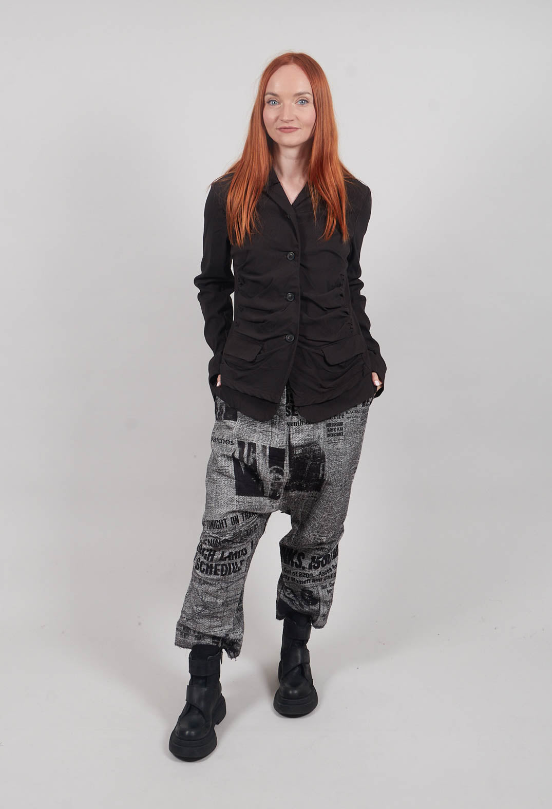 Drop Crotch Wrinkled Trousers in Moonwalk