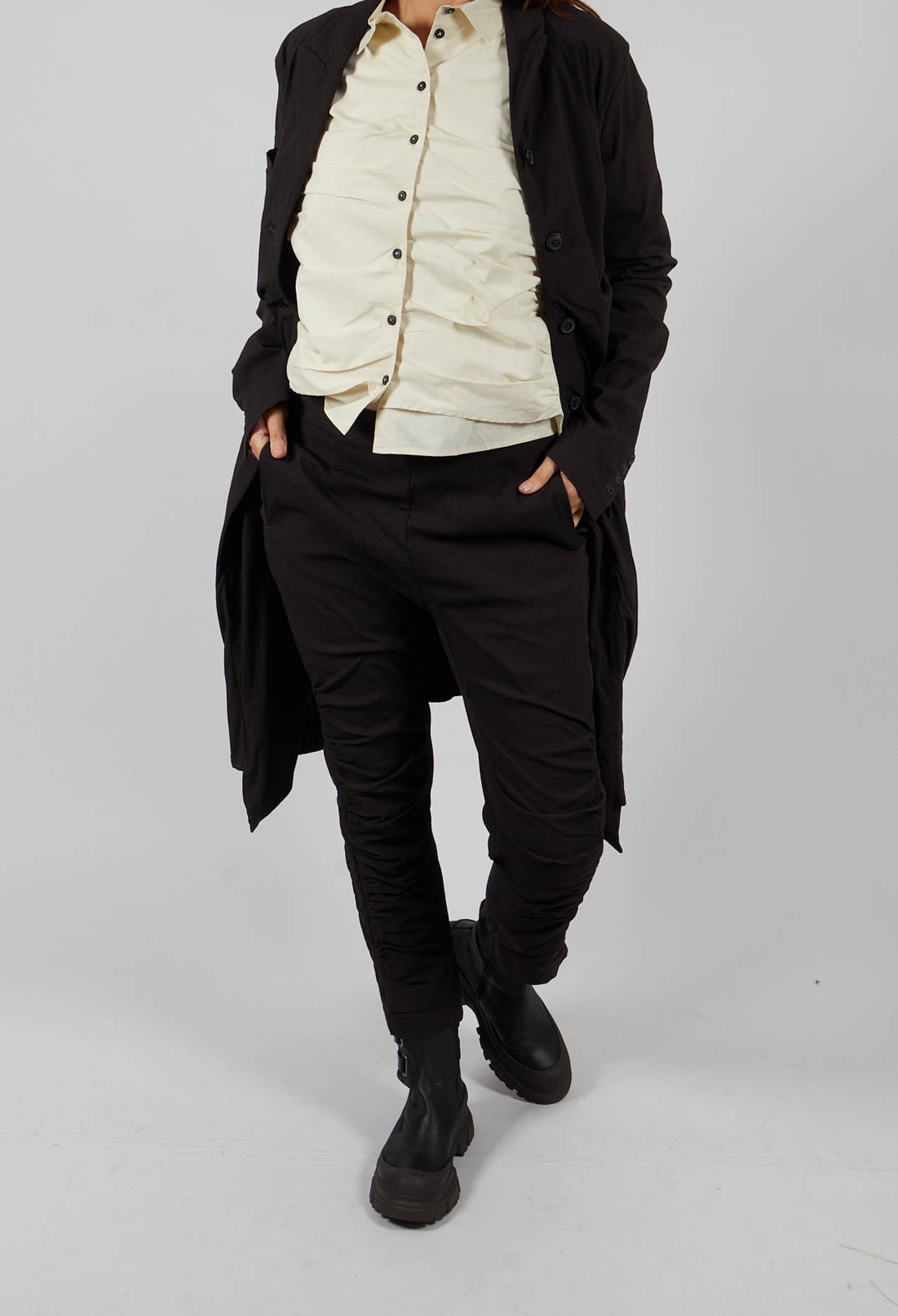 Pull On Trousers with Ruched Leg in Turf - 1210104