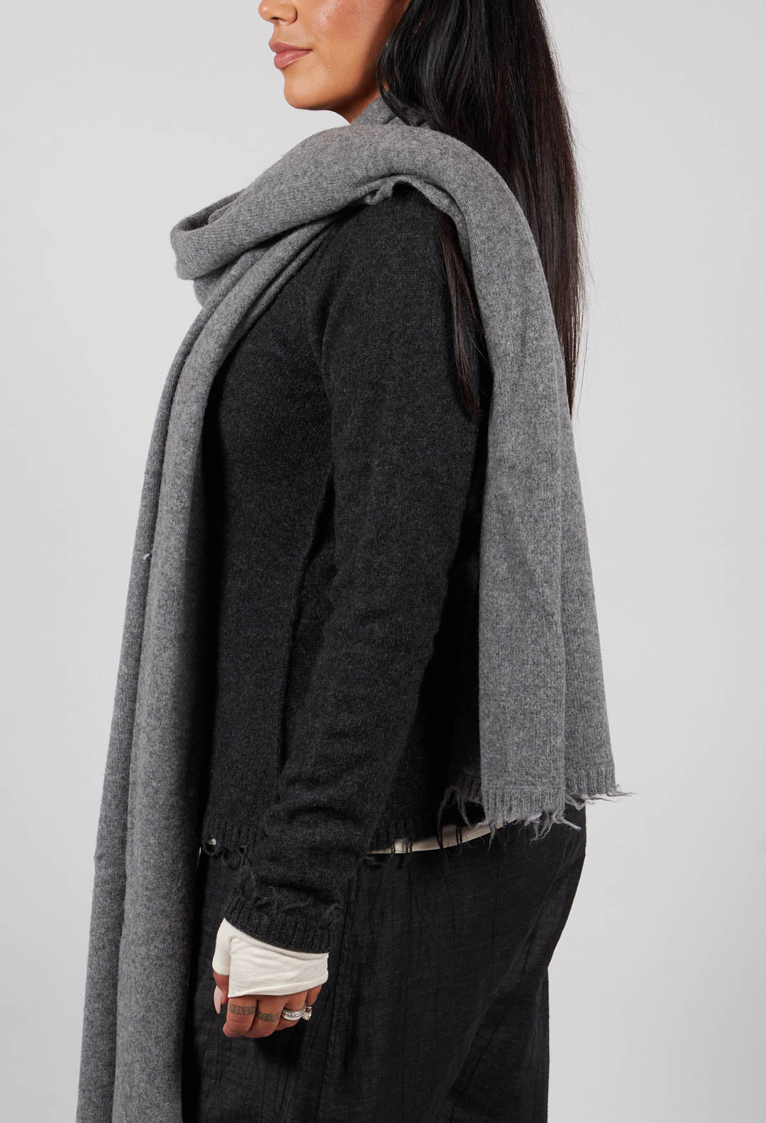 Raw Edge Knitted Scarf in Brume Mel - 1537709