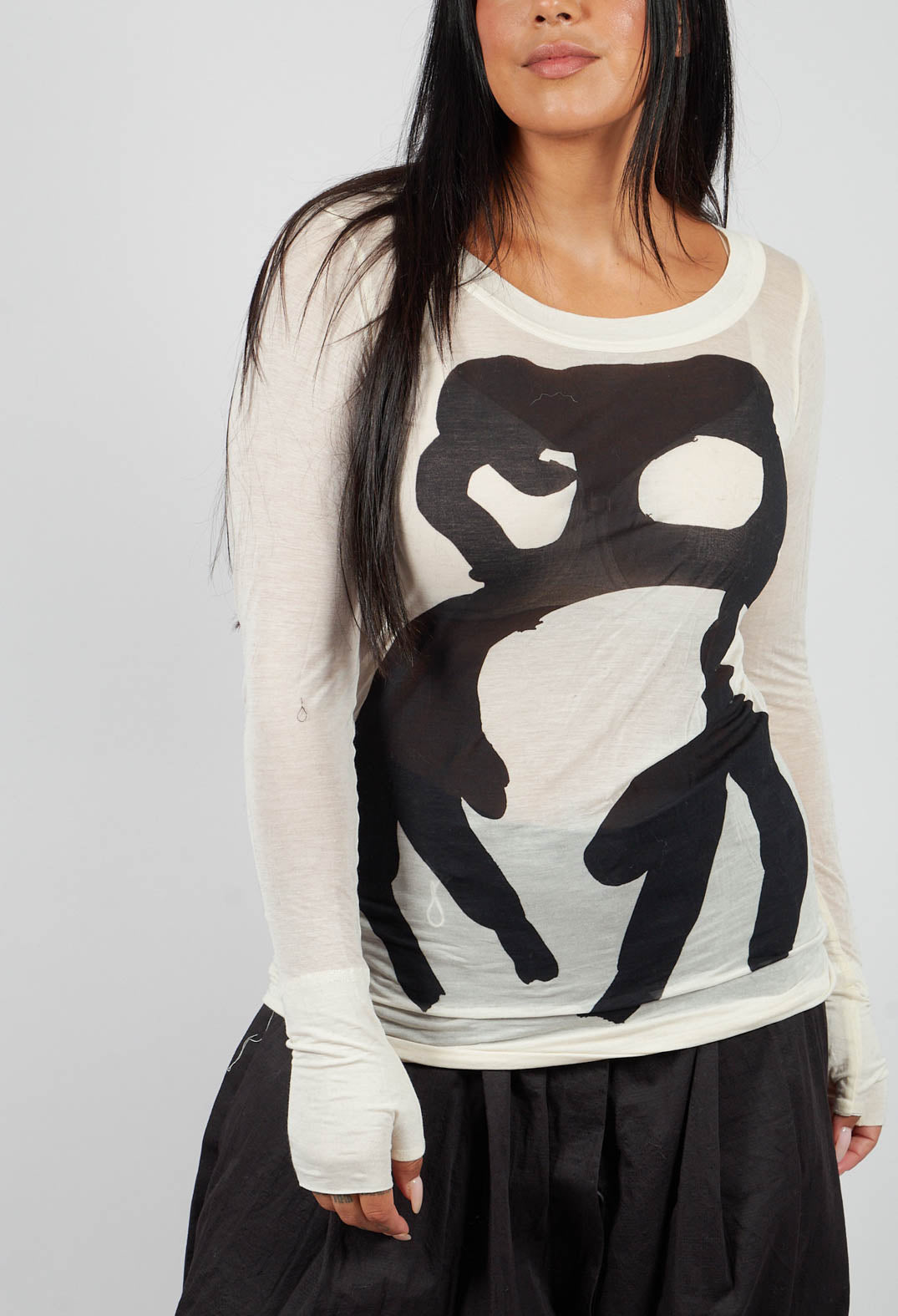 Long Sleeve T-Shirt in Bone Black Print - 1620501