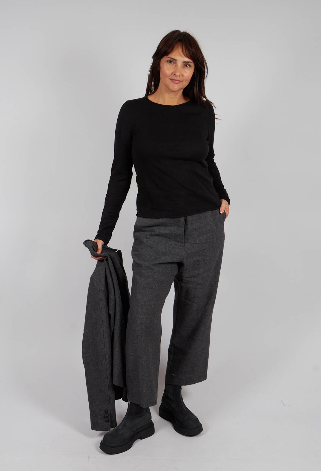 Long Sleeve Jumper in Black - 1740701