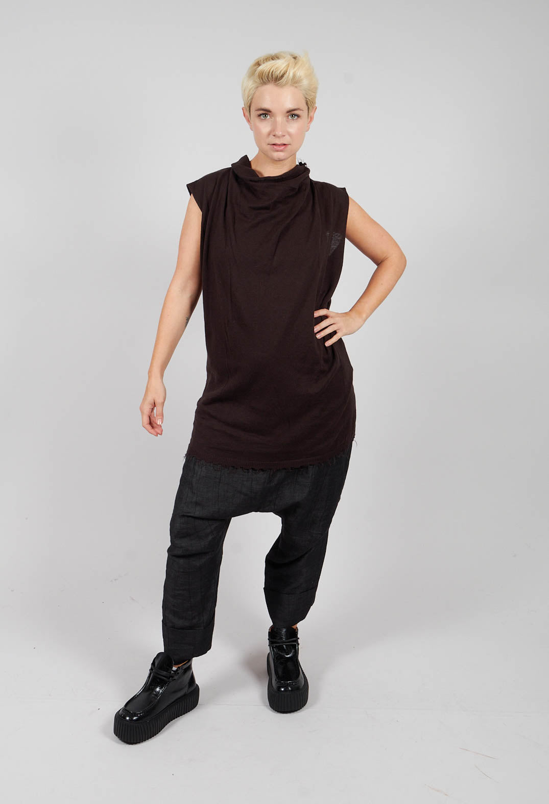Sleeveless Knitted Top in Turf - 1847406
