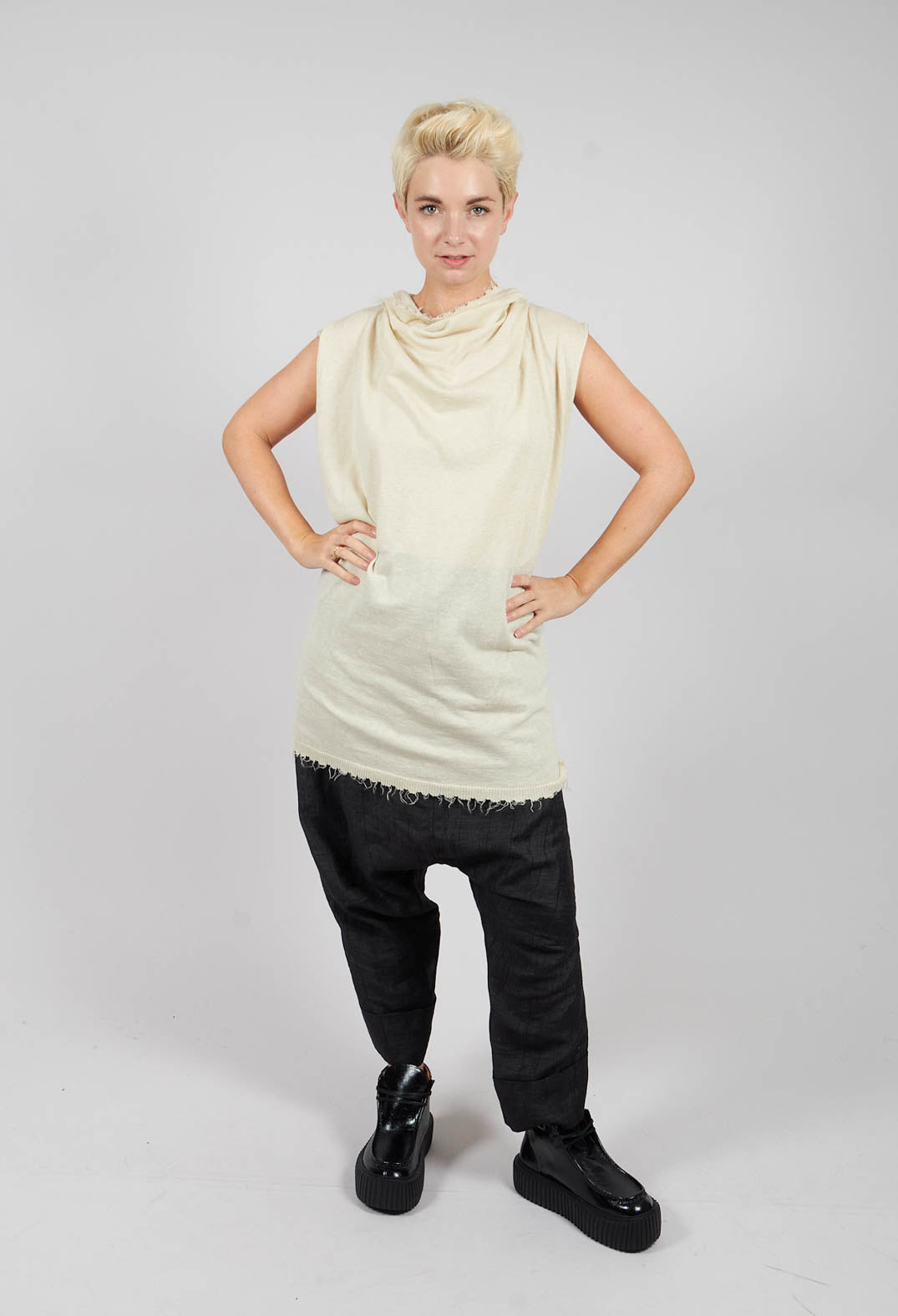 Sleeveless Knitted Top in Bone - 1847406