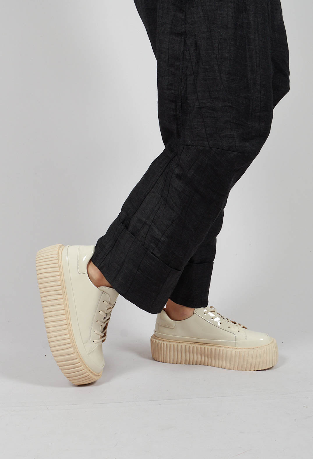Pumps with Chunky Ribbed Sole in Bone - 1985250