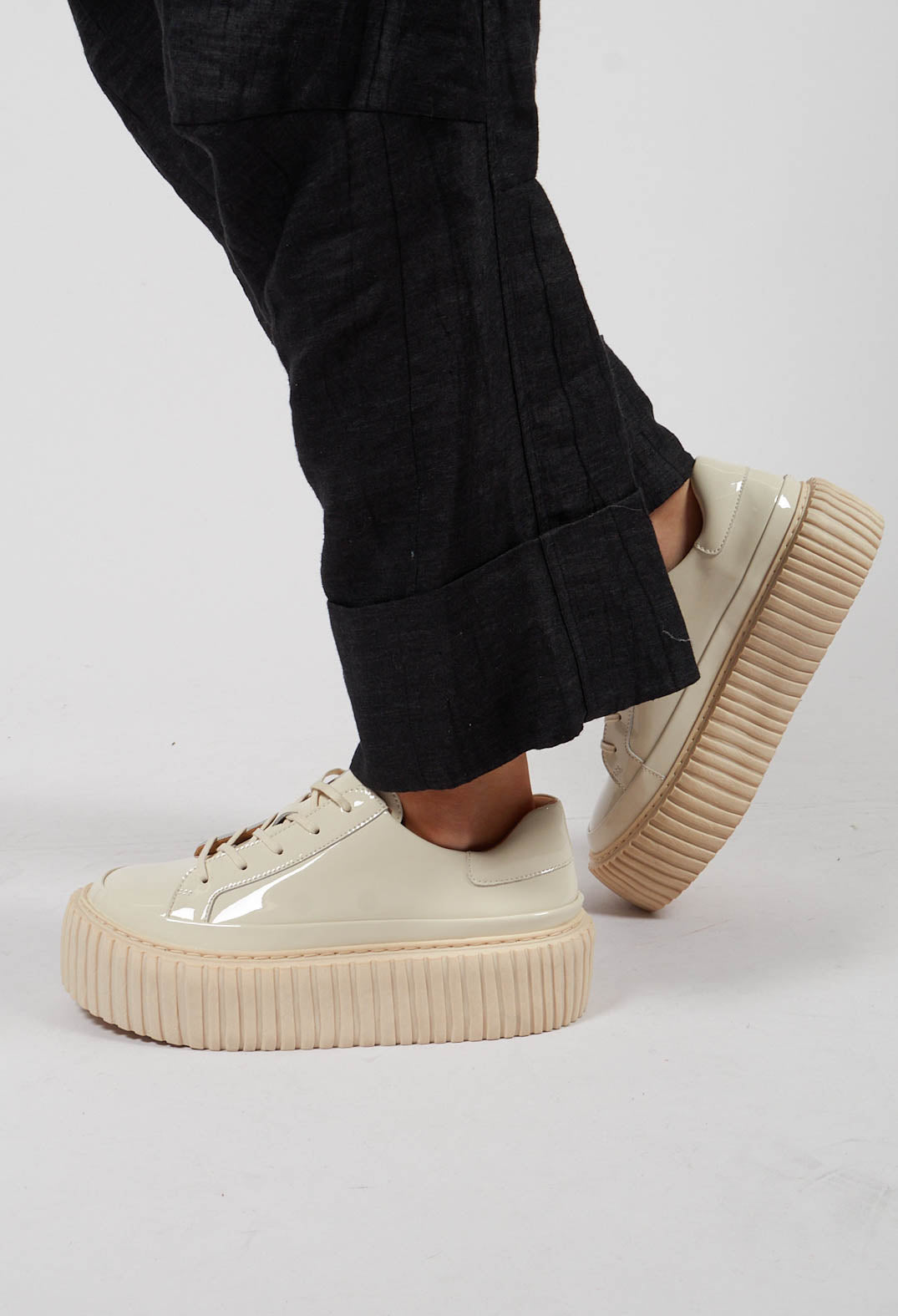 Pumps with Chunky Ribbed Sole in Bone - 1985250
