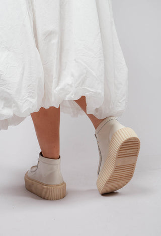 Boots with Chunky Ribbed Sole in Bone - 1985251