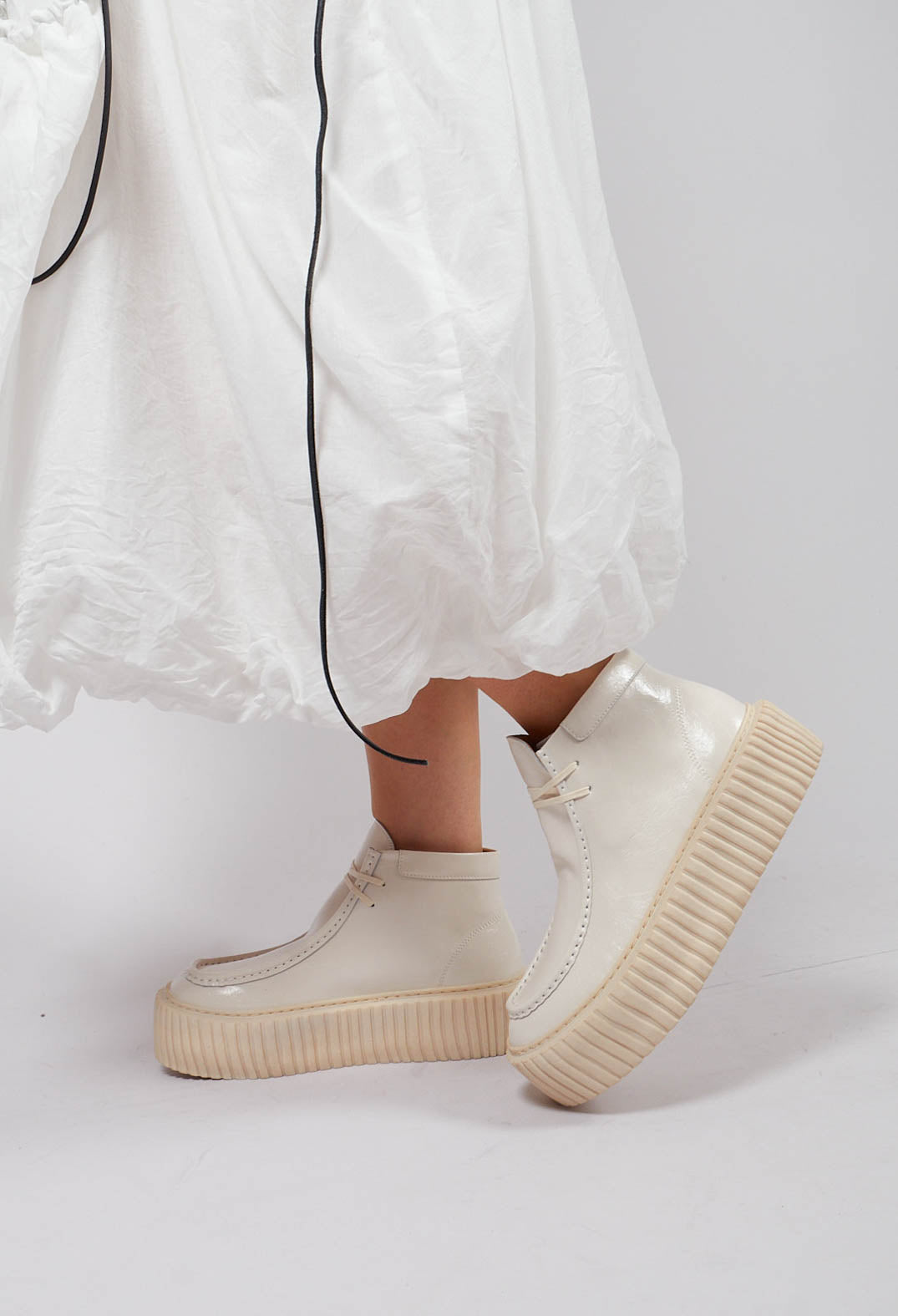Boots with Chunky Ribbed Sole in Bone - 1985251