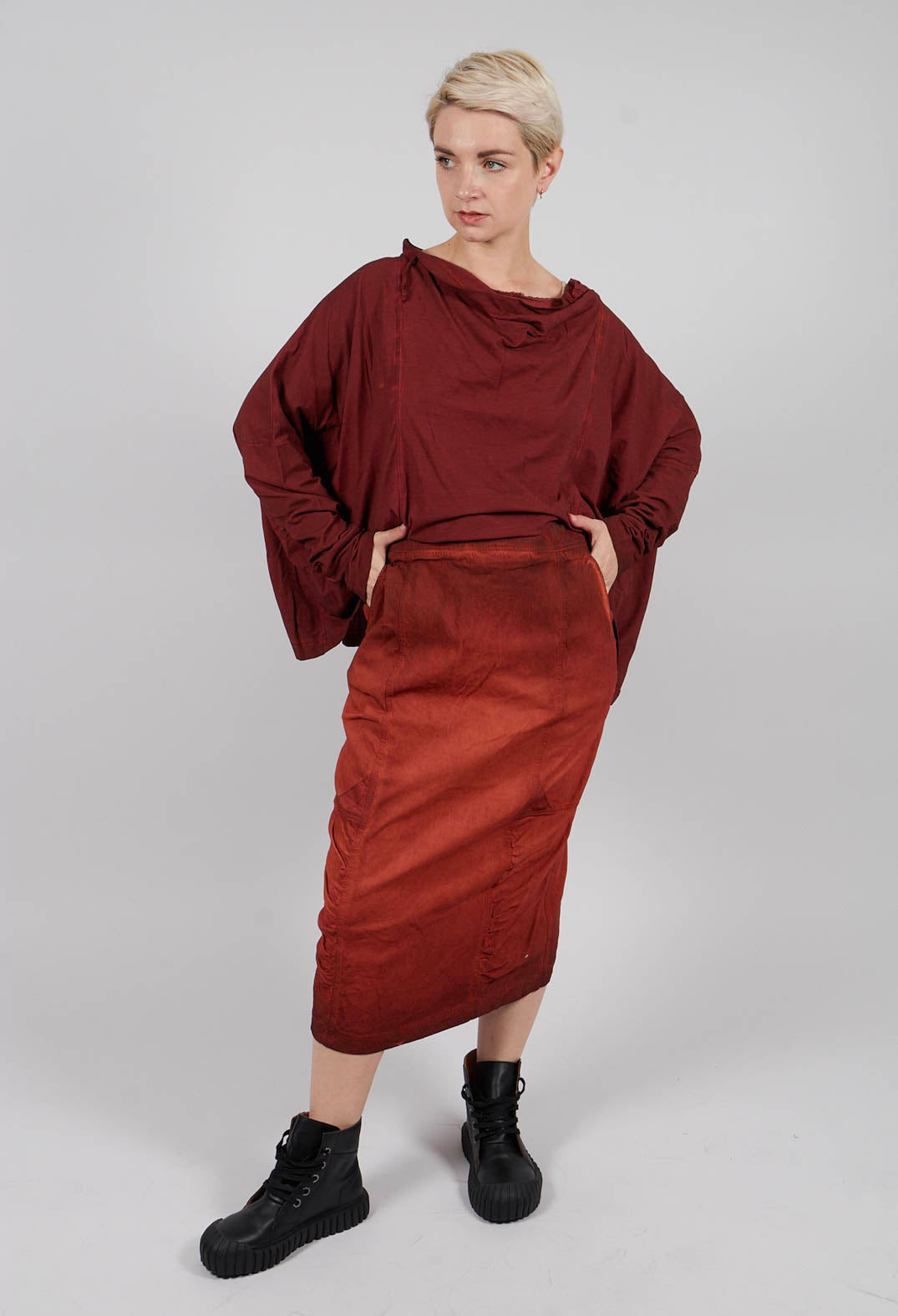 Ruched Detail Pencil Skirt in Crab Reverse - 2120306