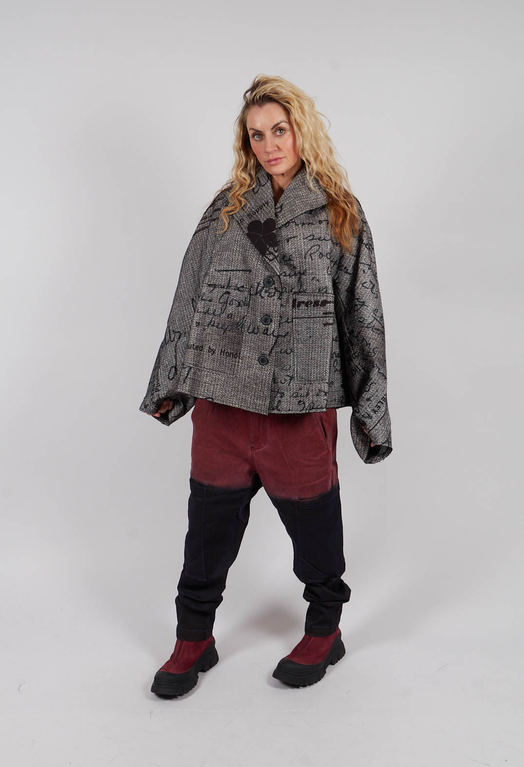 Short Jacket in Backside Print - 2281104