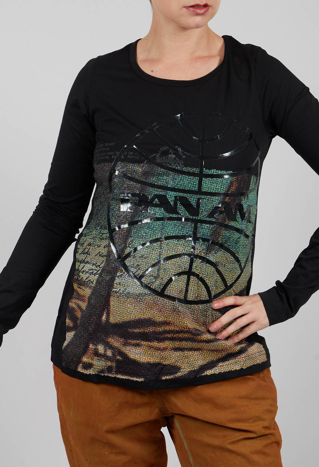 Long Sleeve T-Shirt in Waikiki Black Print - 2300502
