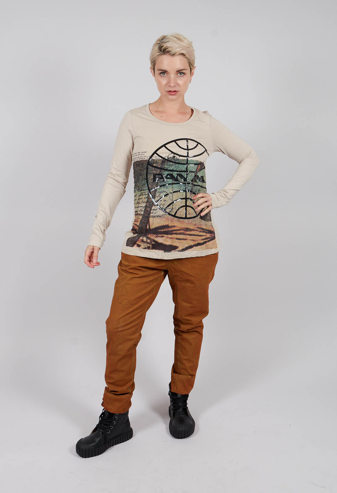 Long Sleeve T-Shirt in Waikiki Black Print - 2300502