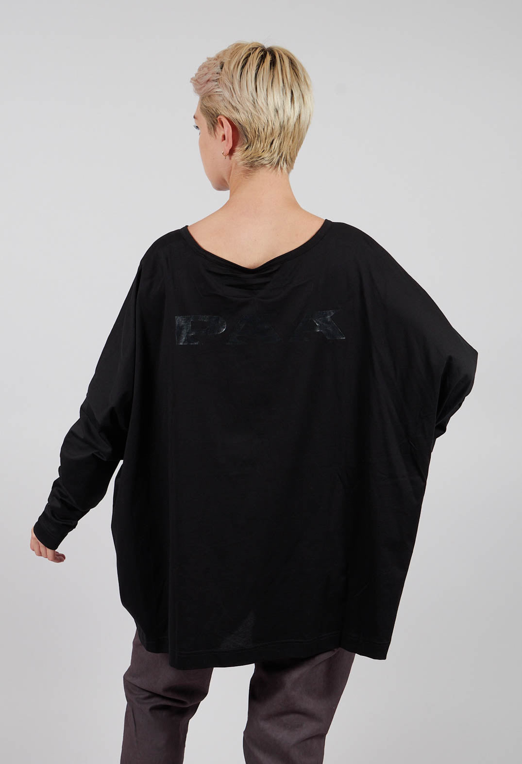 Oversized Long Sleeve T-Shirt in Waikiki Black Print - 2300503