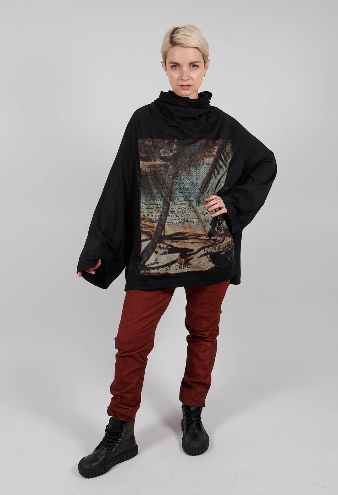 Longline Jersey Top in Waikiki Black Print - 2300905