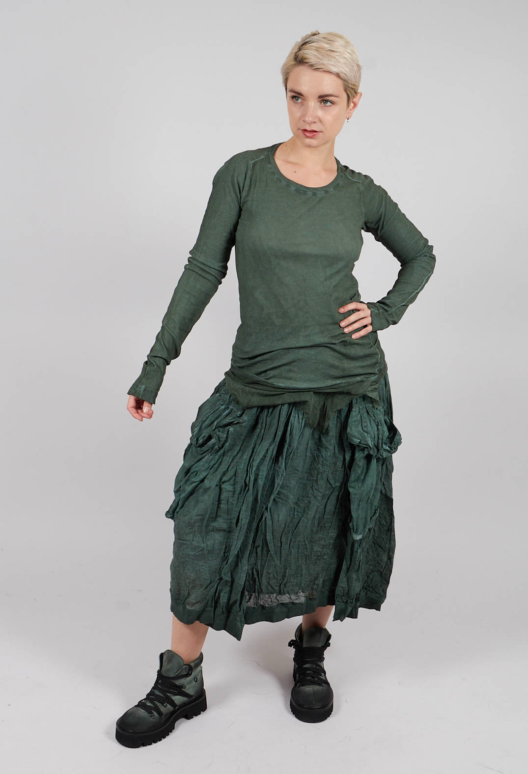 Long Sleeve T-Shirt with Netted Hem in Pine Cloud - 2340504