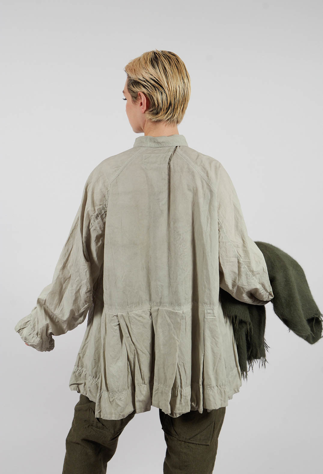 Relaxed Fit Blouse in Sand Cloud - 2530401