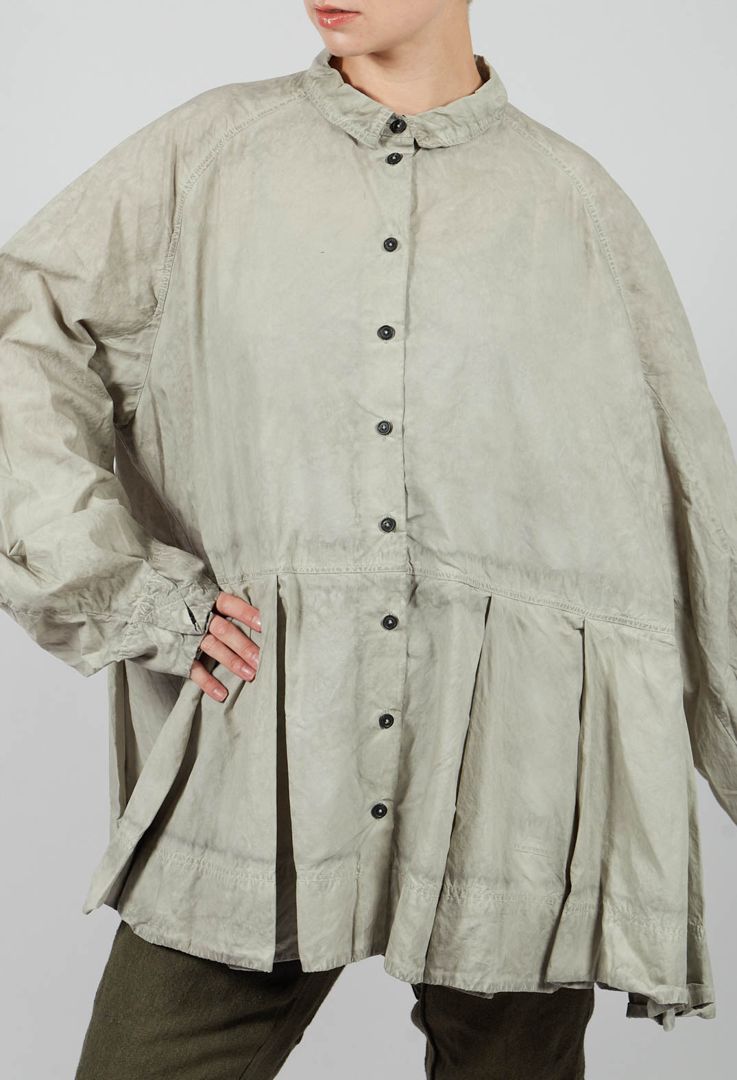 Relaxed Fit Blouse in Sand Cloud - 2530401