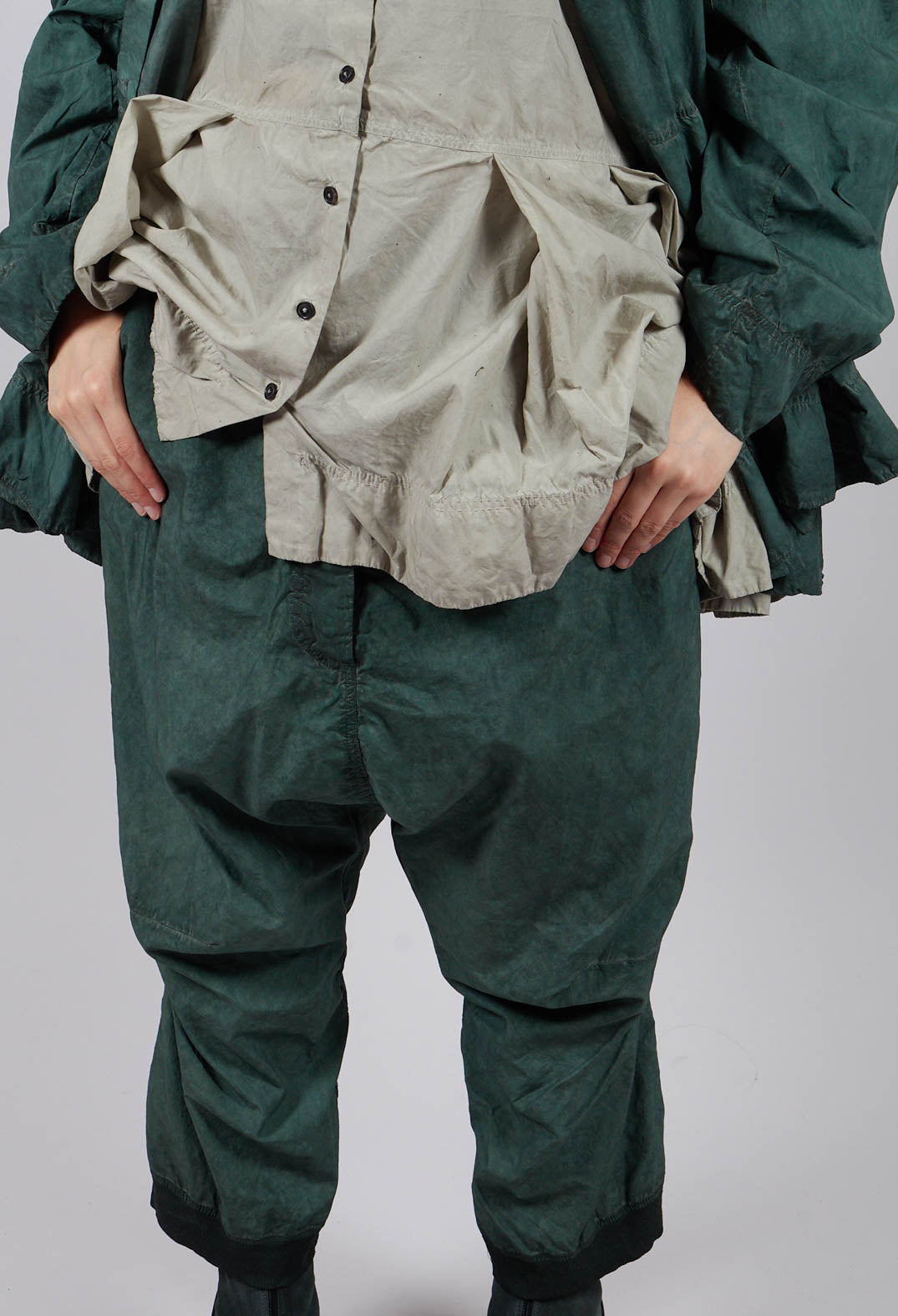 Cropped Belted Trousers in Pine Cloud - 2530105