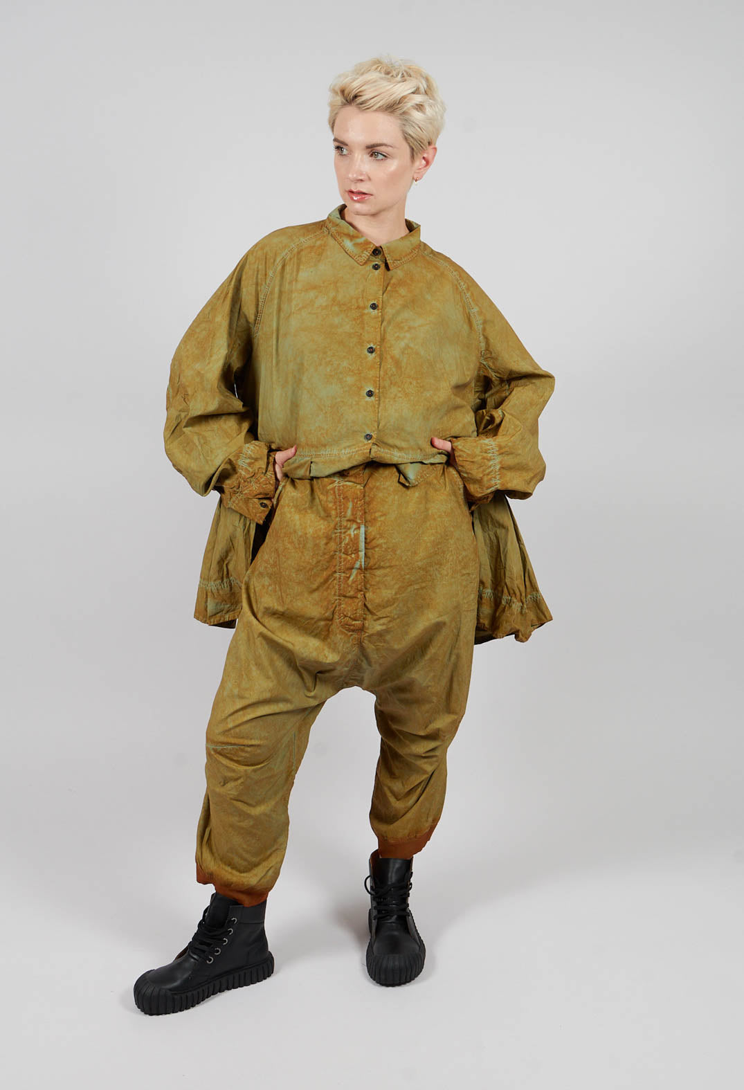 Cropped Belted Trousers in Lagoon Cloud - 2530105