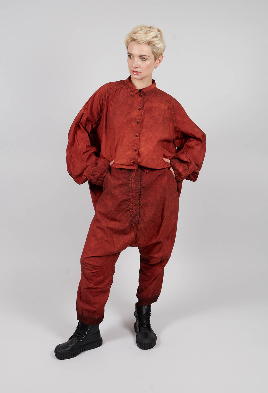 Cropped Belted Trousers in Crab Cloud - 2530105
