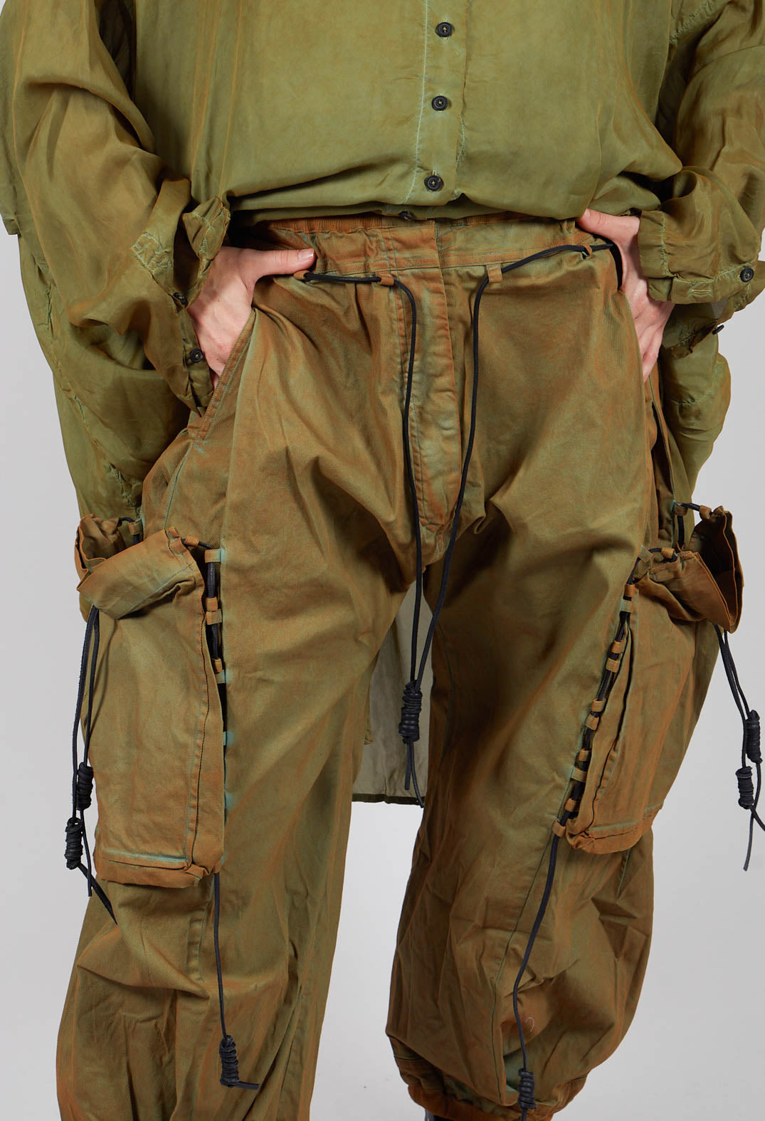 Feature Pocket Trousers in Lagoon Cloud - 2600101