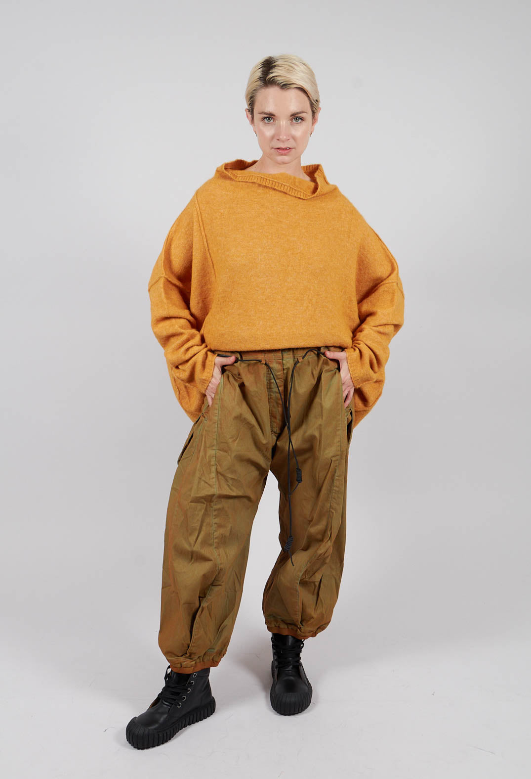 Pleat Hem Trousers in Lagoon Cloud - 2600105